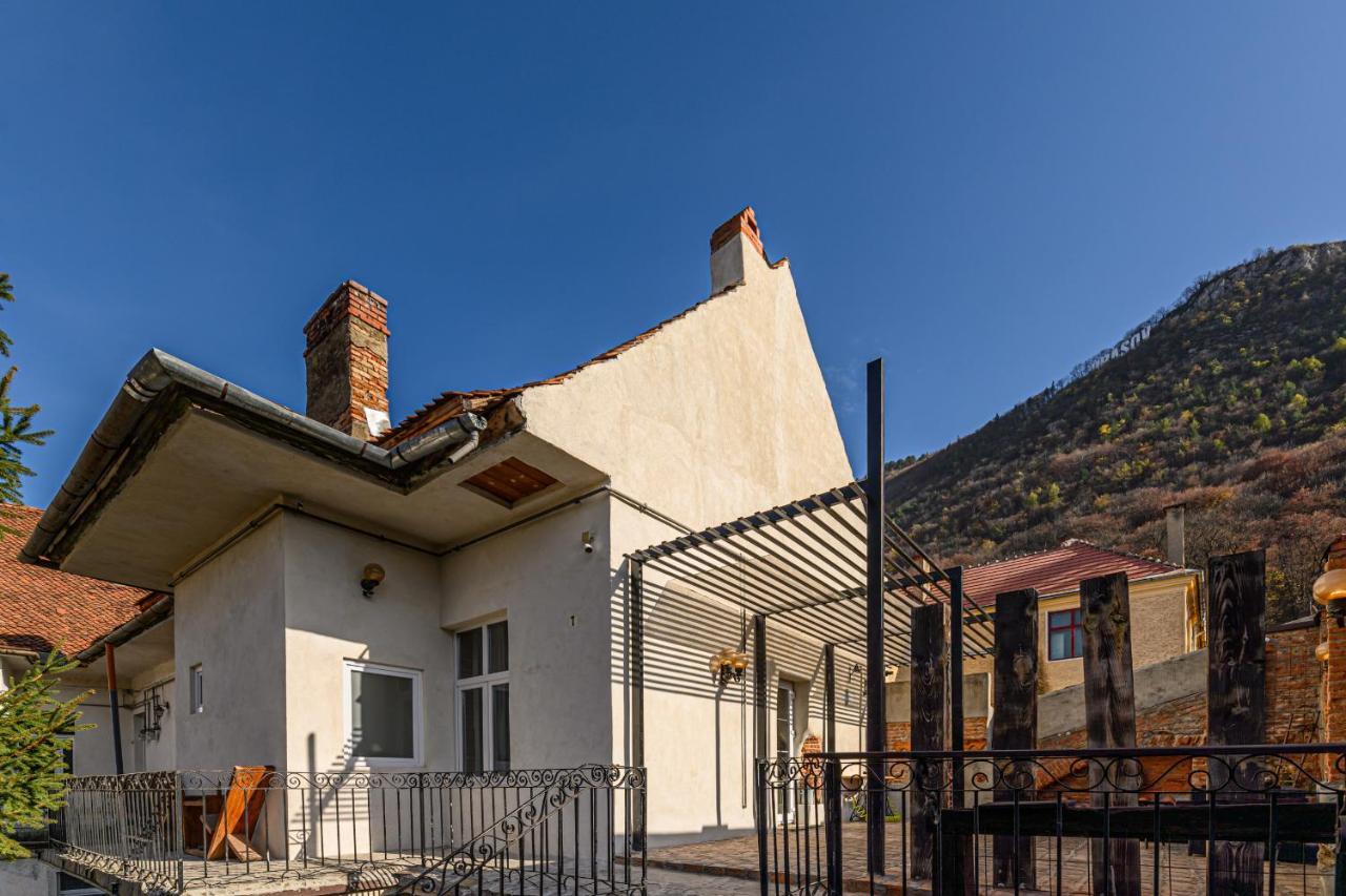 Koa - Goli 2Bdr W Terrace Lägenhet Braşov Exteriör bild